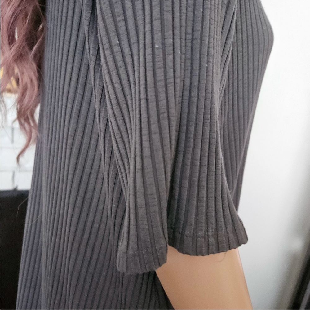 Gray Ribbed Women's Top - Picture 6 of 13